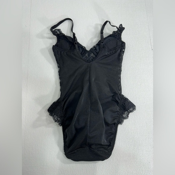 Victoria’s Secret vintage gold label lace bodysuit black size 32A - Picture 4 of 9